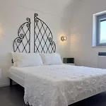 Trullo Chio Charming Villa *