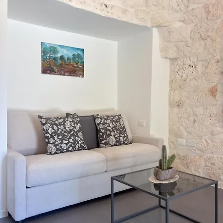 Trullo Chio Charming 别墅 *